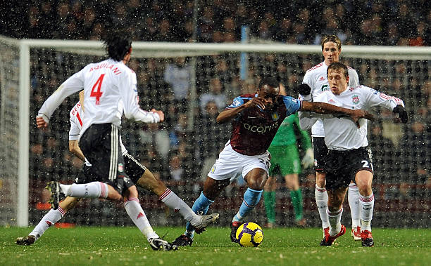 埃切维里团 埃切维里团